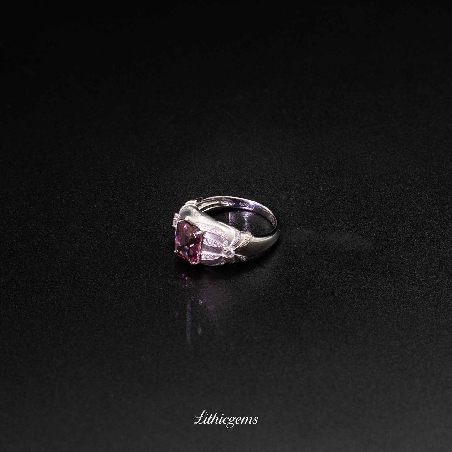 Custom 18K Gold Spinel Bow Diamond Ring | AIGS/GUILD Certified | Handmade Elegance