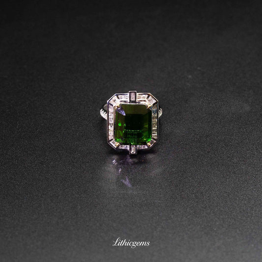 Custom 18K Gold Trapeze Cut Green Tourmaline Ring | AIGS/GUILD Certified | Modern Geometric Jewelry