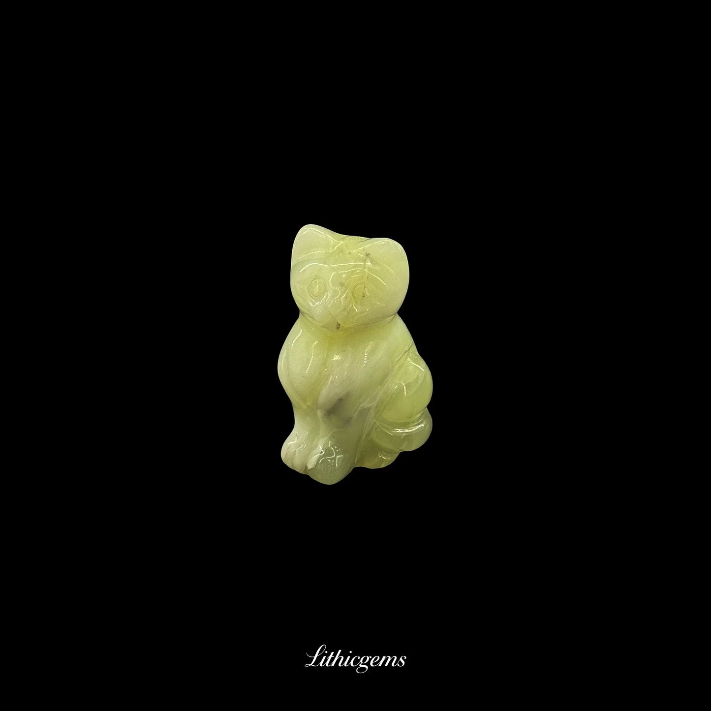 Mini Zen Cat Crystal Figurine (3cm) - Pocket-Sized Muse for Focus & Contemplation - Lithicgems