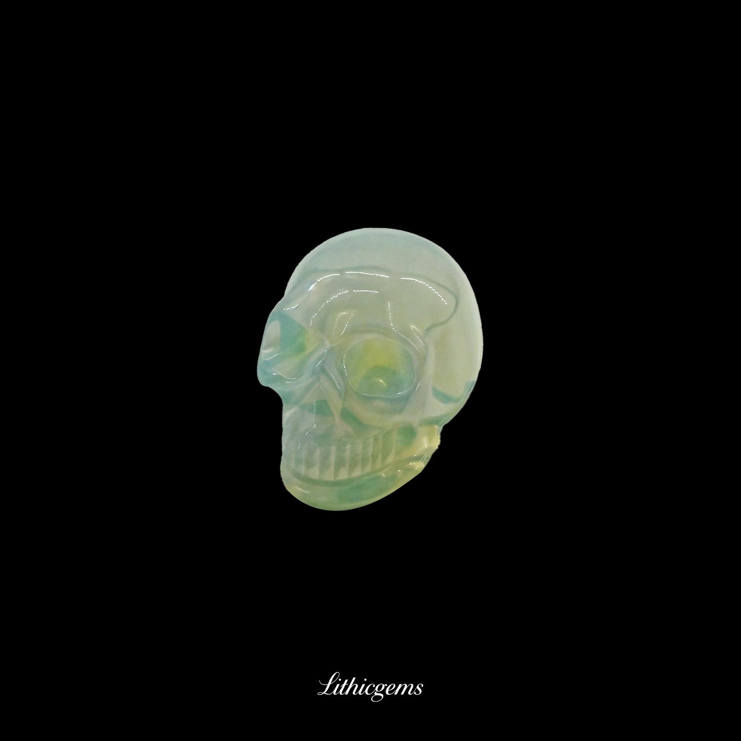 Pocket Philosopher Skull Palm Stone - 3cm Unique Gemstone for Meditation and Decor - Lithicgems