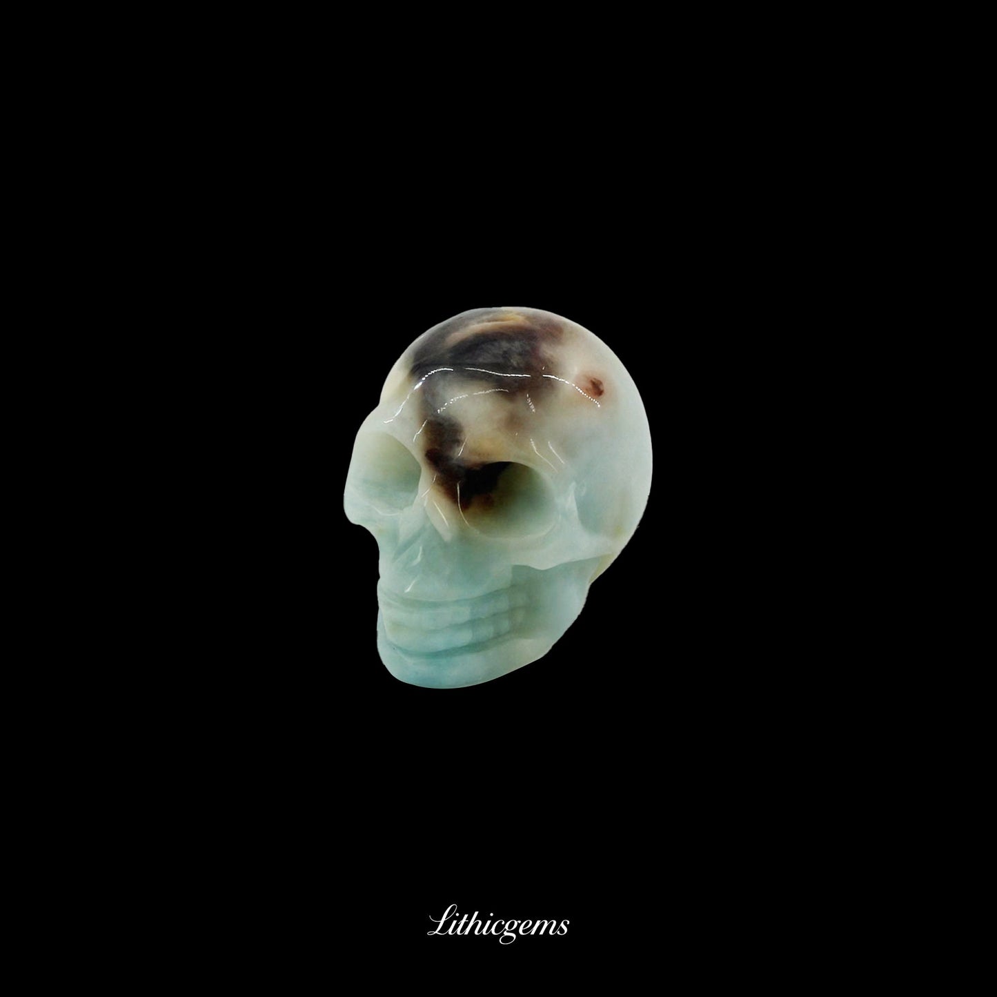 Pocket Philosopher Skull Palm Stone - 3cm Unique Gemstone for Meditation and Decor - Lithicgems