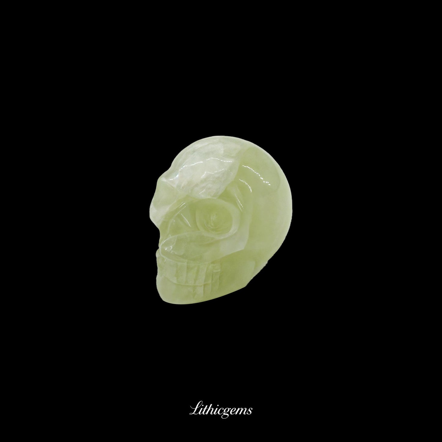 Pocket Philosopher Skull Palm Stone - 3cm Unique Gemstone for Meditation and Decor - Lithicgems