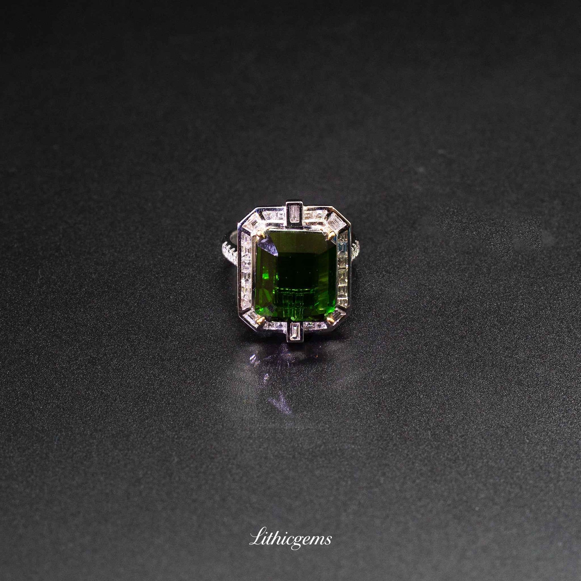 Custom 18K Gold Trapeze Cut Green Tourmaline Ring | AIGS/GUILD Certified | Modern Geometric Jewelry