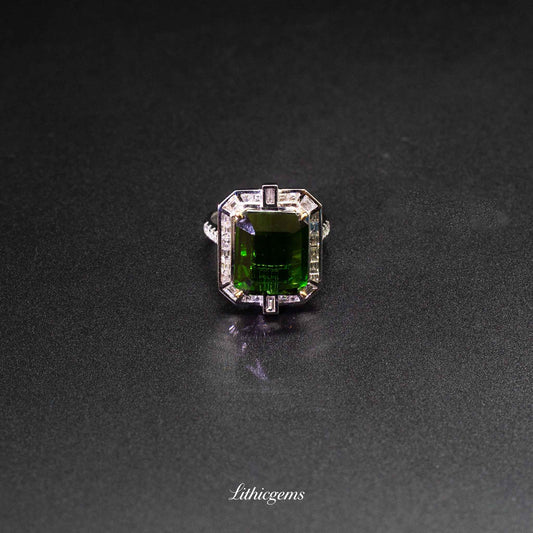 Custom 18K Gold Trapeze Cut Green Tourmaline Ring | AIGS/GUILD Certified | Modern Geometric Jewelry