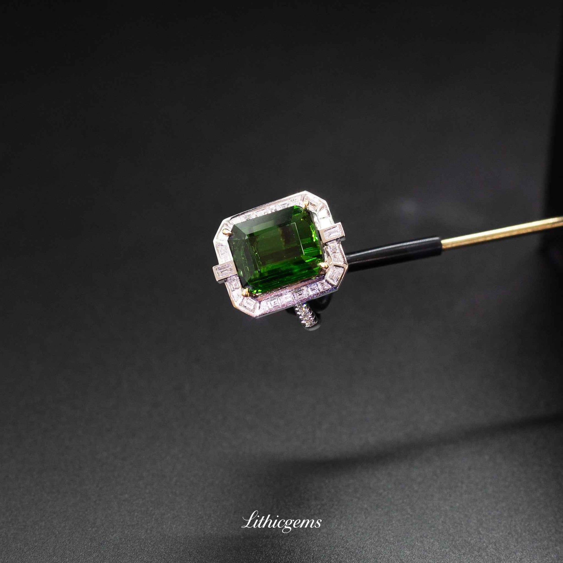 Custom 18K Gold Trapeze Cut Green Tourmaline Ring | AIGS/GUILD Certified | Modern Geometric Jewelry