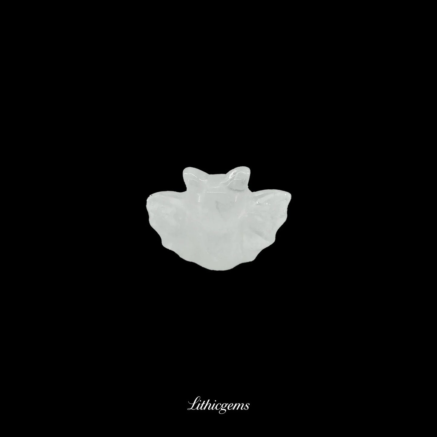 Lucky Bat Amulet - 3cm Carved Palm Stone - Lithicgems