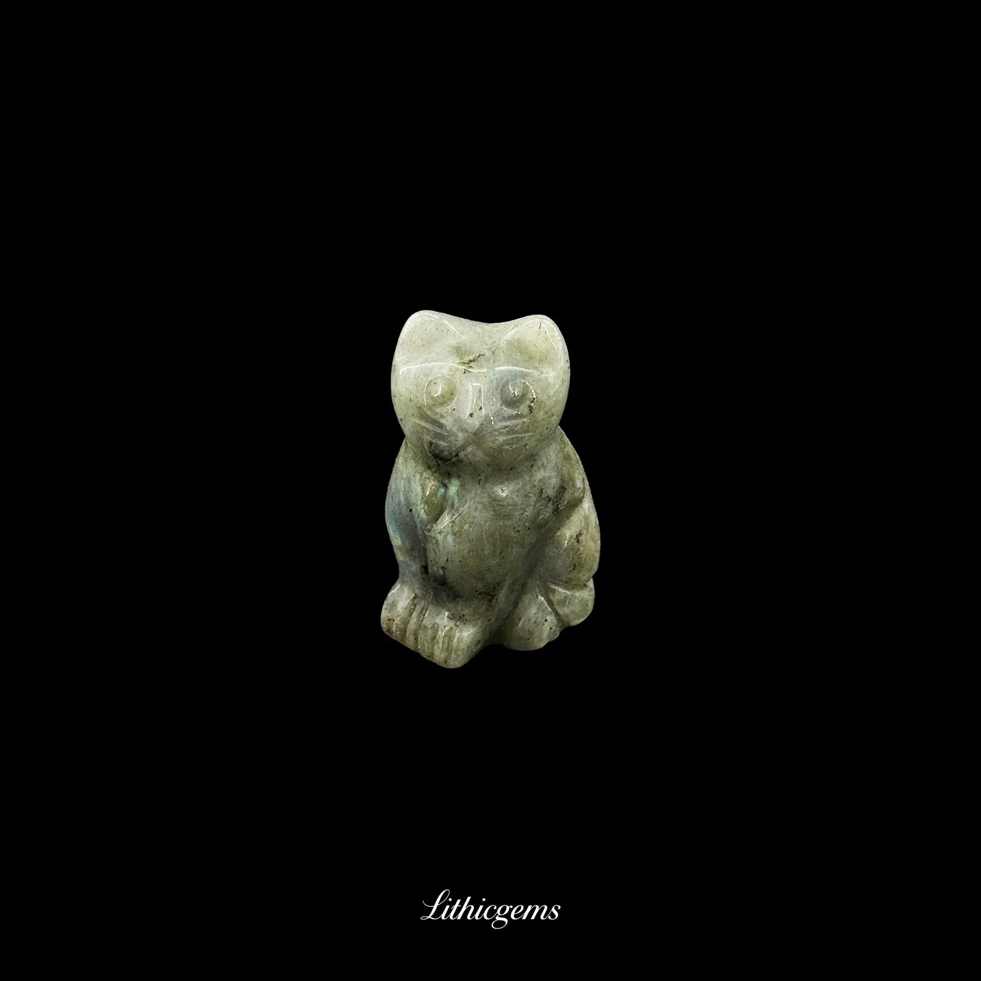 Mini Zen Cat Crystal Figurine (3cm) - Pocket-Sized Muse for Focus & Contemplation - Lithicgems