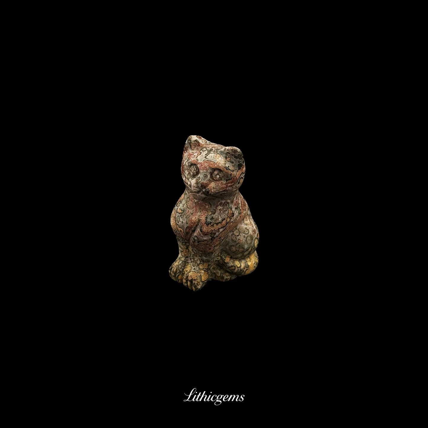 Mini Zen Cat Crystal Figurine (3cm) - Pocket-Sized Muse for Focus & Contemplation - Lithicgems