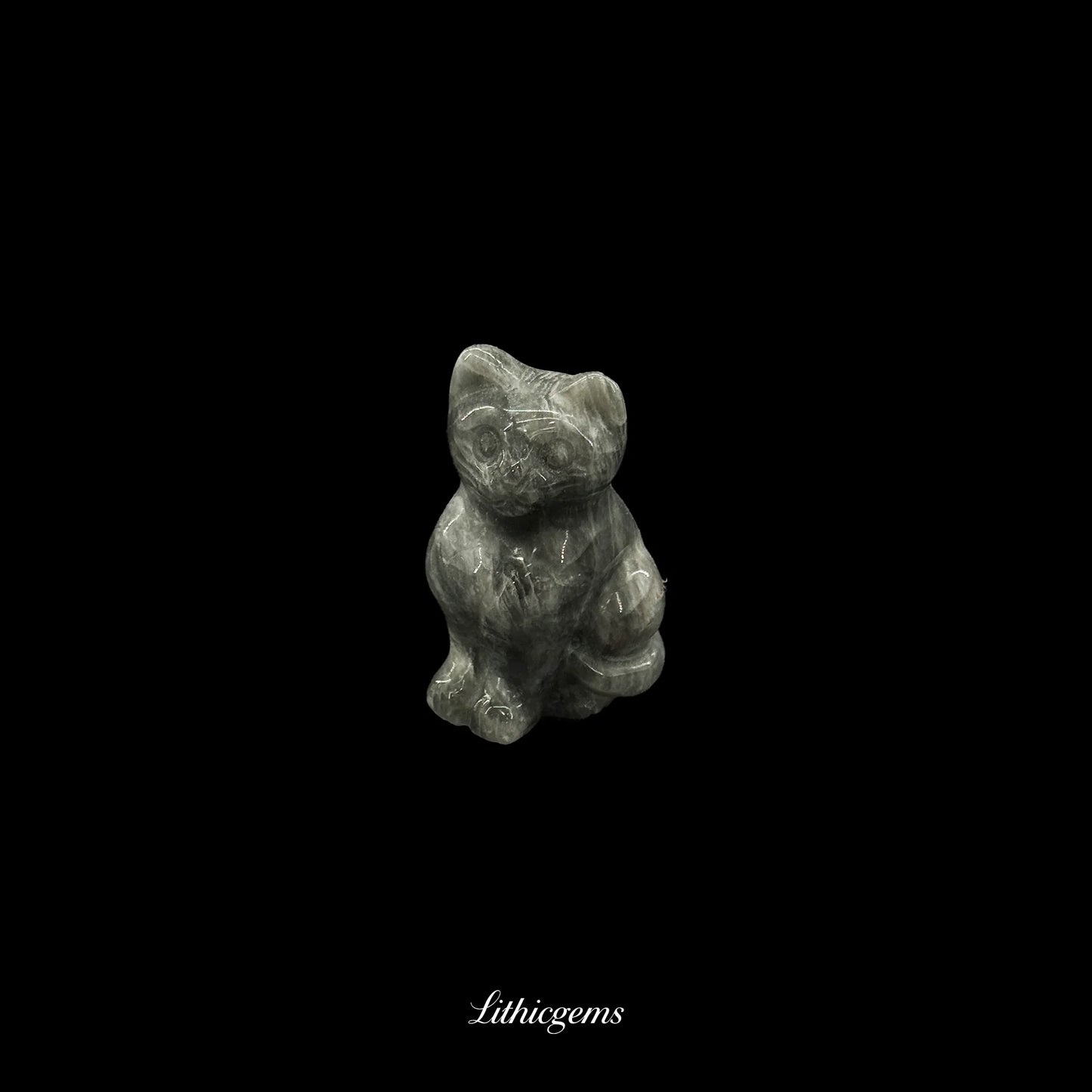 Mini Zen Cat Crystal Figurine (3cm) - Pocket-Sized Muse for Focus & Contemplation - Lithicgems