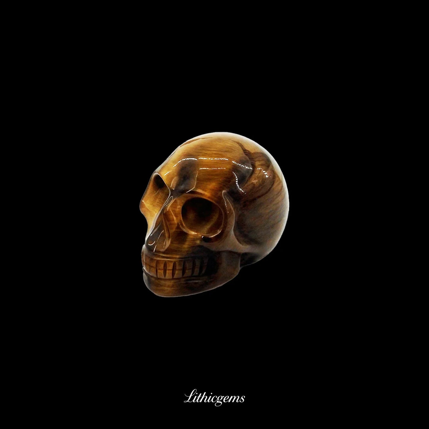 Pocket Philosopher Skull Palm Stone - 3cm Unique Gemstone for Meditation and Decor - Lithicgems