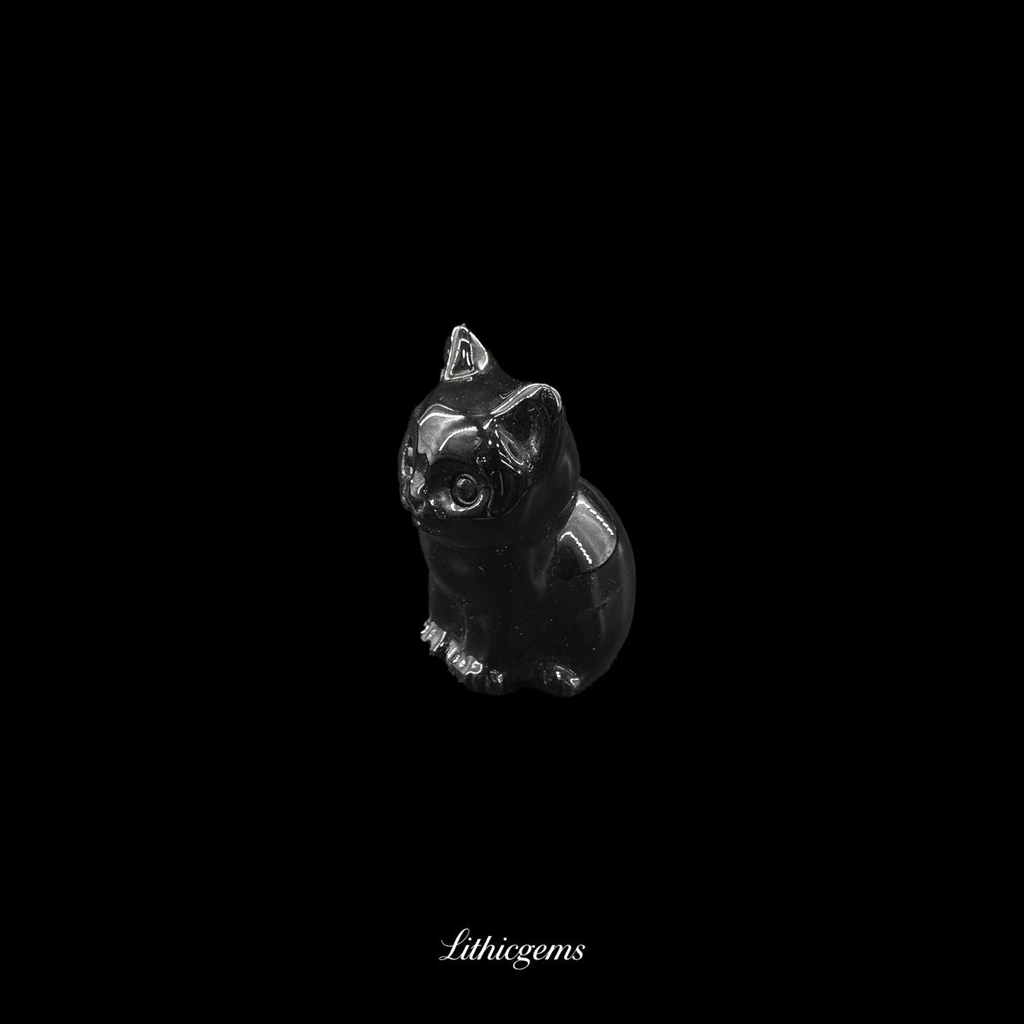 Whiskered Serenity Crystal Cat Figurine (4cm) - Mini Guardian of Comfort & Quiet Luck - Lithicgems